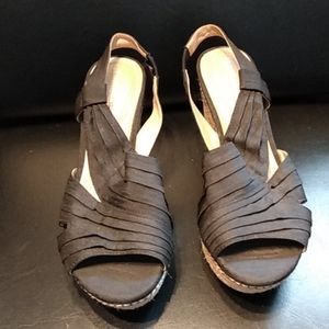 Naturalizer N5 comfort sandals